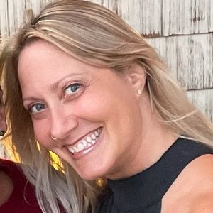 Meet your Posher, Abby g.